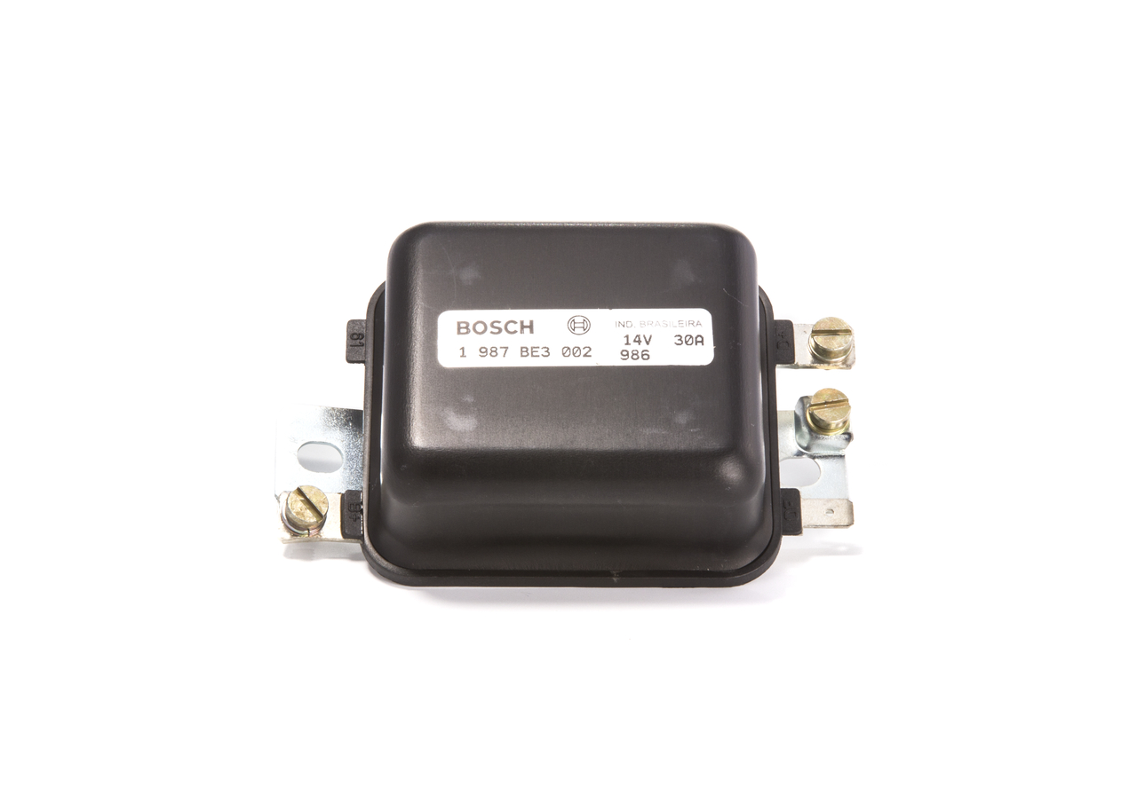 OEM 711709 BOSCH Jänniteensäädin 1 987 BE3 002 varten VW