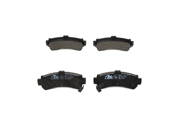 OEM 440600M890 ATE Kit pastiglie freni 13.0460-5841.2 per NISSAN, SUZUKI, INFINITI