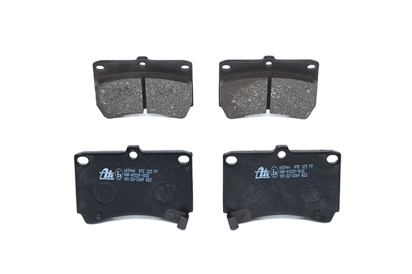 OEM DCY93323Z ATE Kit pastiglie freni 13.0460-5944.2 per KIA, MITSUBISHI, MAZDA, MERCURY