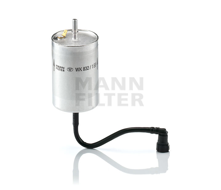 MANN-FILTER Fuel filter WK 832/1